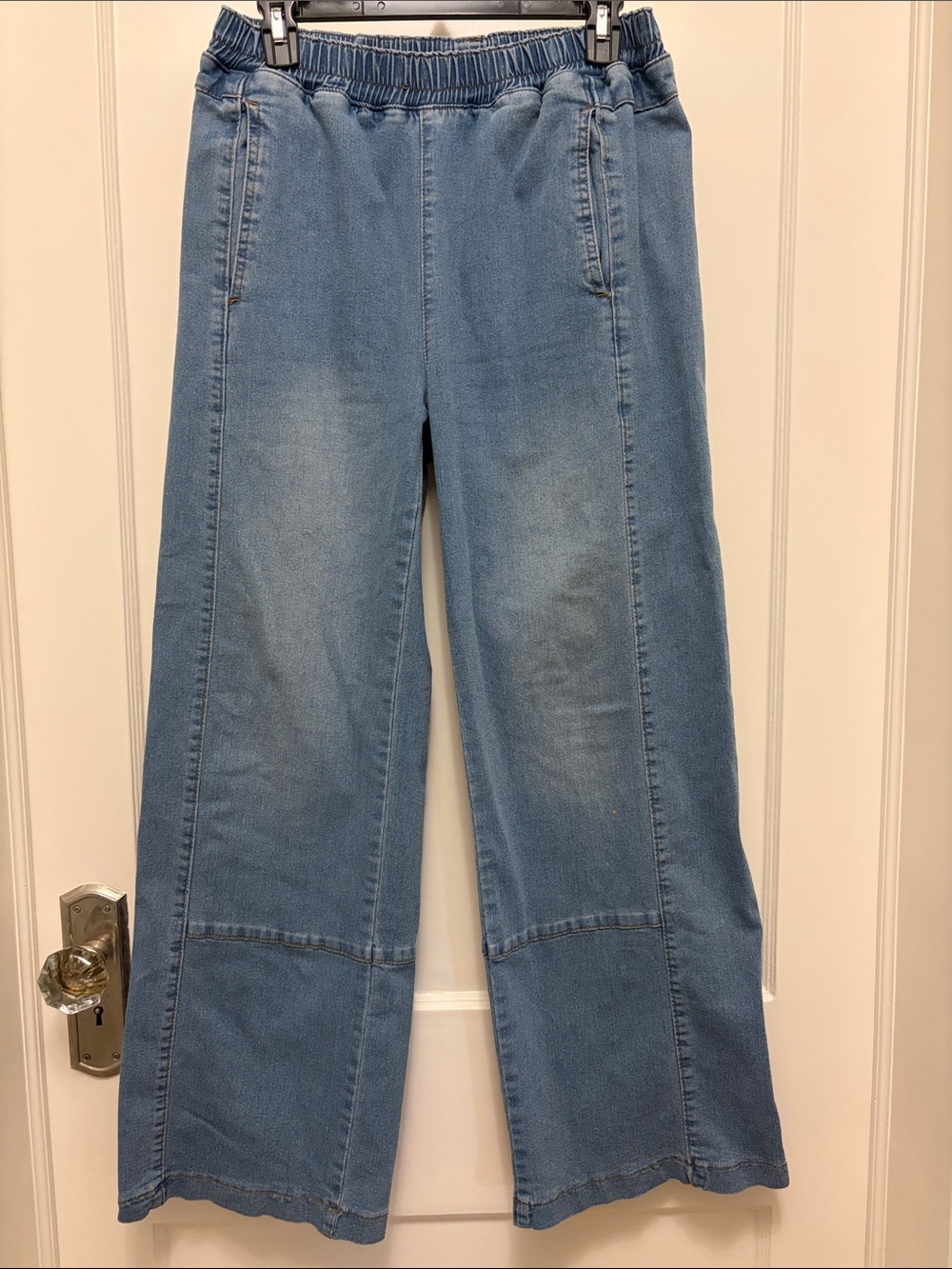 Light Blue Wide-Leg Womens Jeans with Elastic Waist
